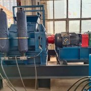 對輥破碎機的結(jié)構(gòu)組成