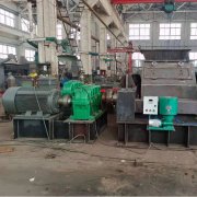 對(duì)輥破碎設(shè)備如何保護(hù)易損件