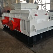 對(duì)輥破碎設(shè)備的工作與注意